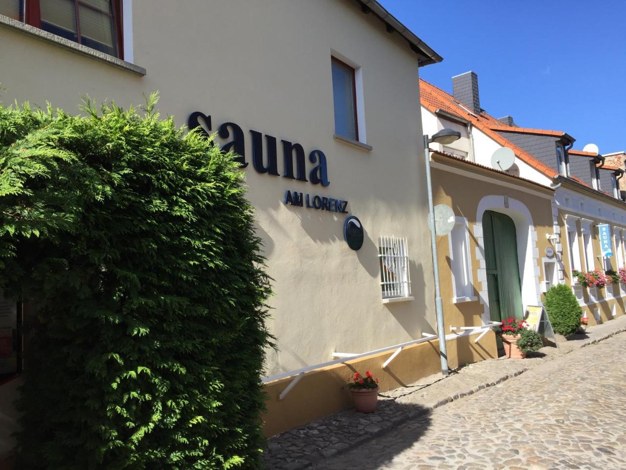 Pension & Sauna Am Lorenz Calbe Eksteriør bilde